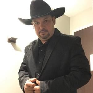 Meet your Posher, Francisco